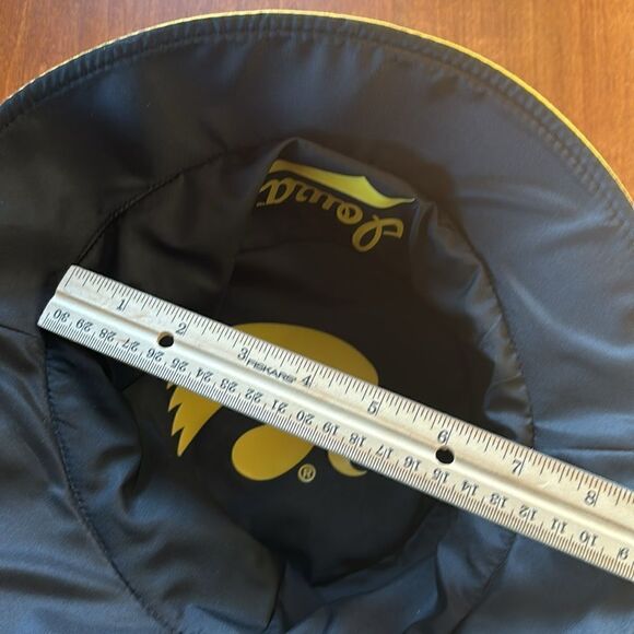 Iowa Hawkeyes Nylon Reversible Bucket Hat - Picture 5 of 5